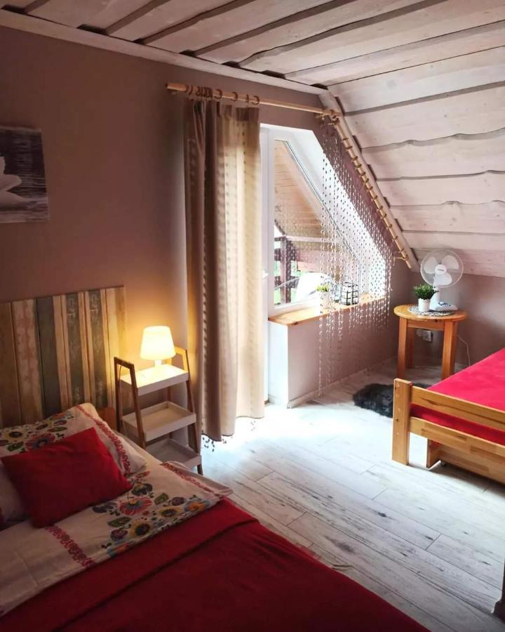 Rodzinny Zakatek "U Gluszkow" Bieszczady Myczkowce Esterno foto