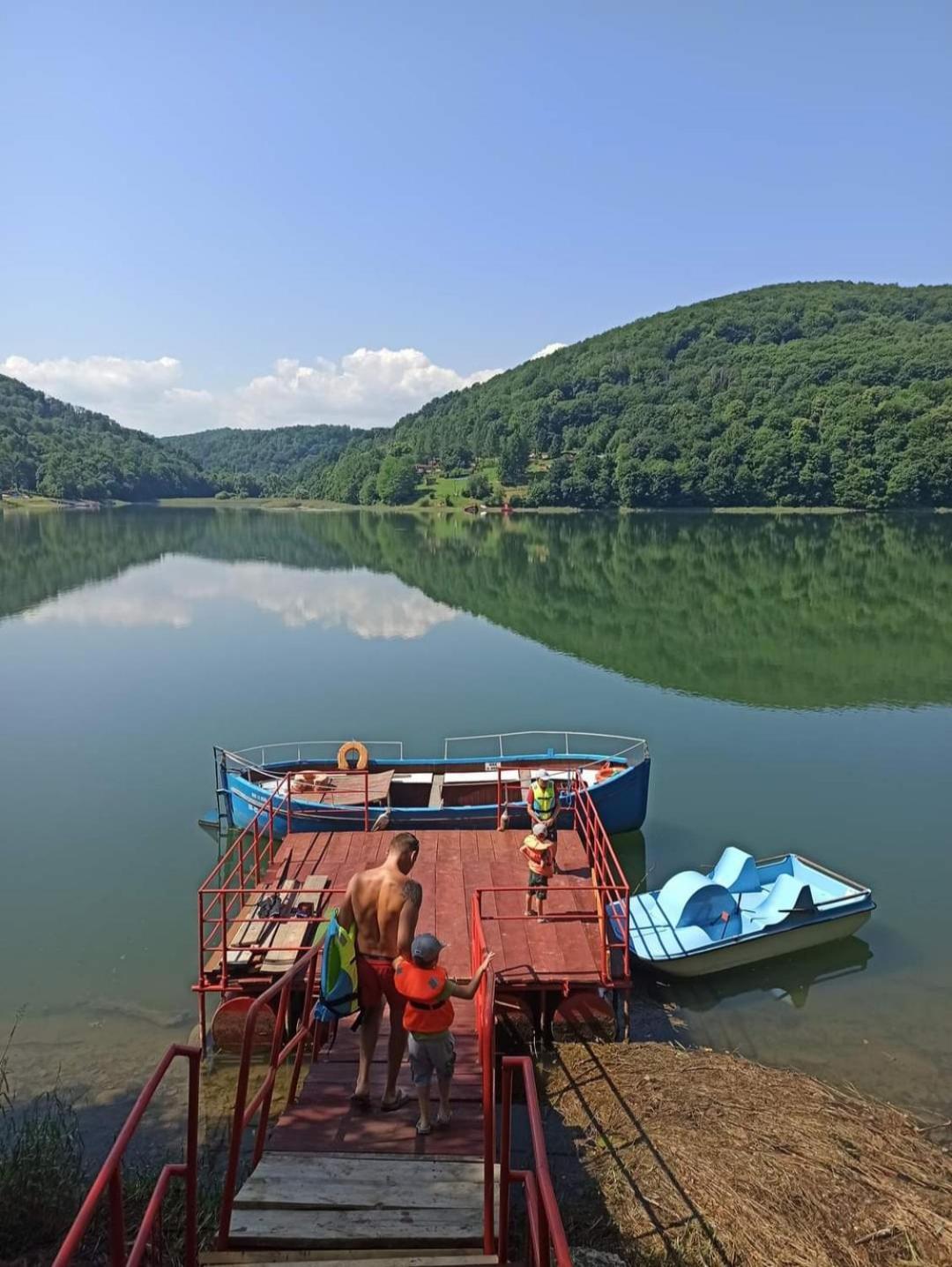 Rodzinny Zakatek "U Gluszkow" Bieszczady Myczkowce Esterno foto